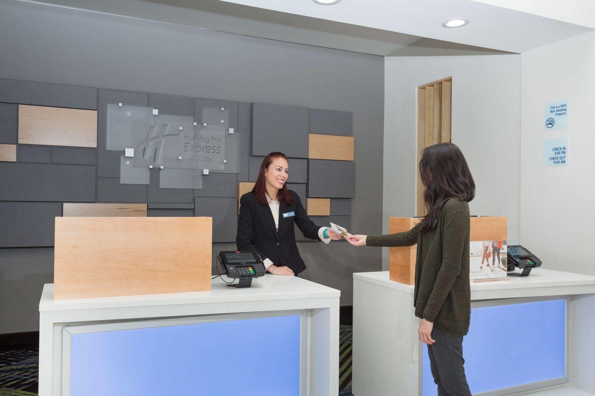 Holiday Inn Express & Suites. By Ihg Fleming Island Exterior foto